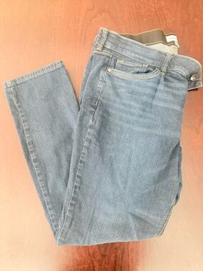 Liz Claiborne Women's Blue Straight Leg Jeans